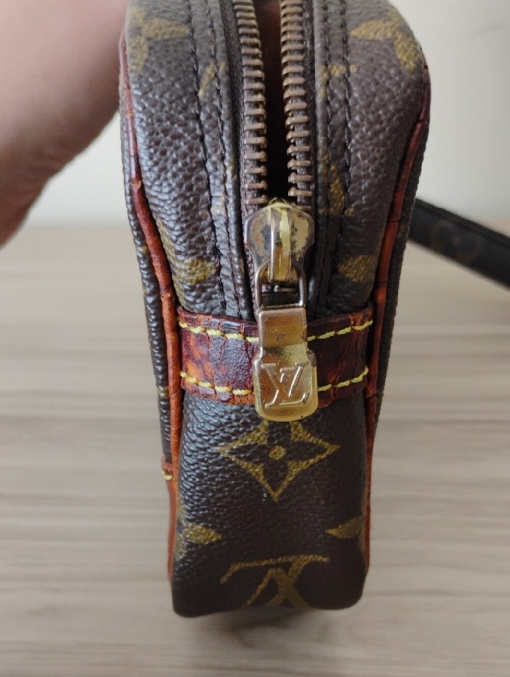 AuthenticLouis Vuitton Monogram Canvas Wristlet Clutch in Brown with Tan Accents - Picture 9 of 14